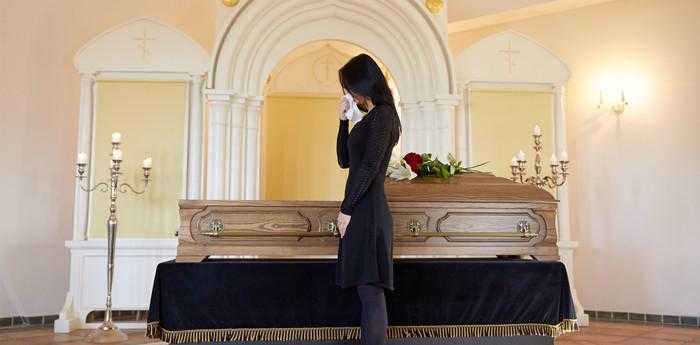 我梦见去世的母亲