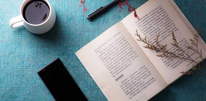 女人梦见自己读书是什么意思