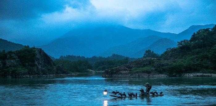 梦见波涛汹涌的大水是什么预示