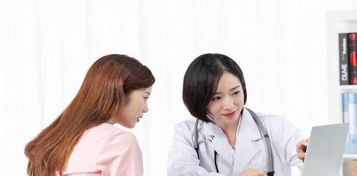 女人梦到去医院看病预示什么