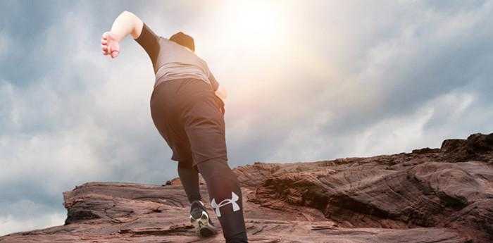 梦见在很高的地方怕掉下来