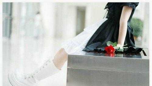 梦见被蛇咬了腿什么预兆