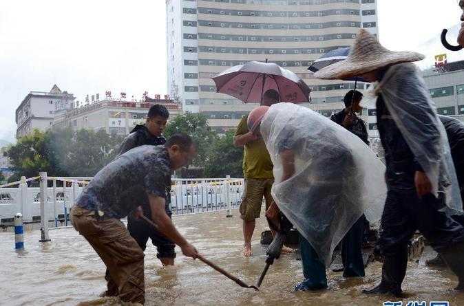 梦见洪水滚滚来是什么意思